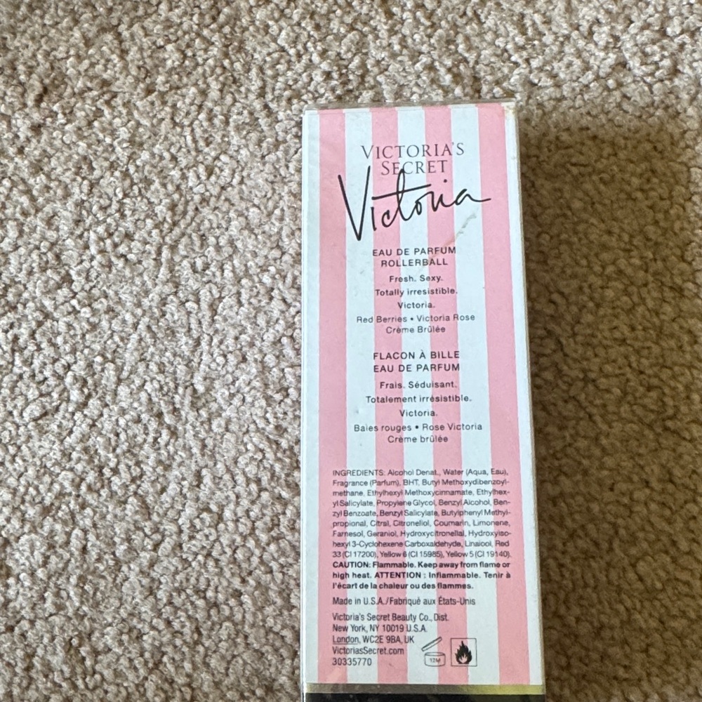 New rare Victoria’s Secret Victoria rollerball perfume - Picture 2 of 2